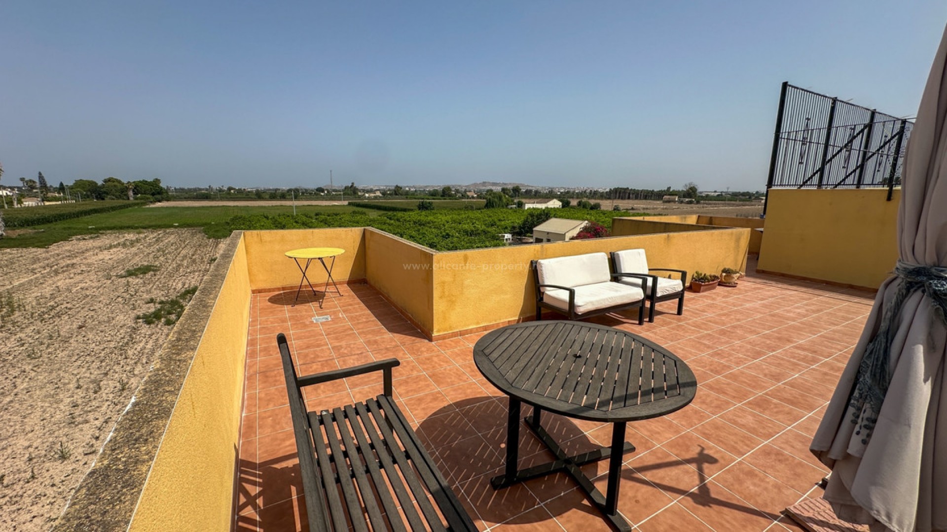 Villa in Daya Nueva Centro