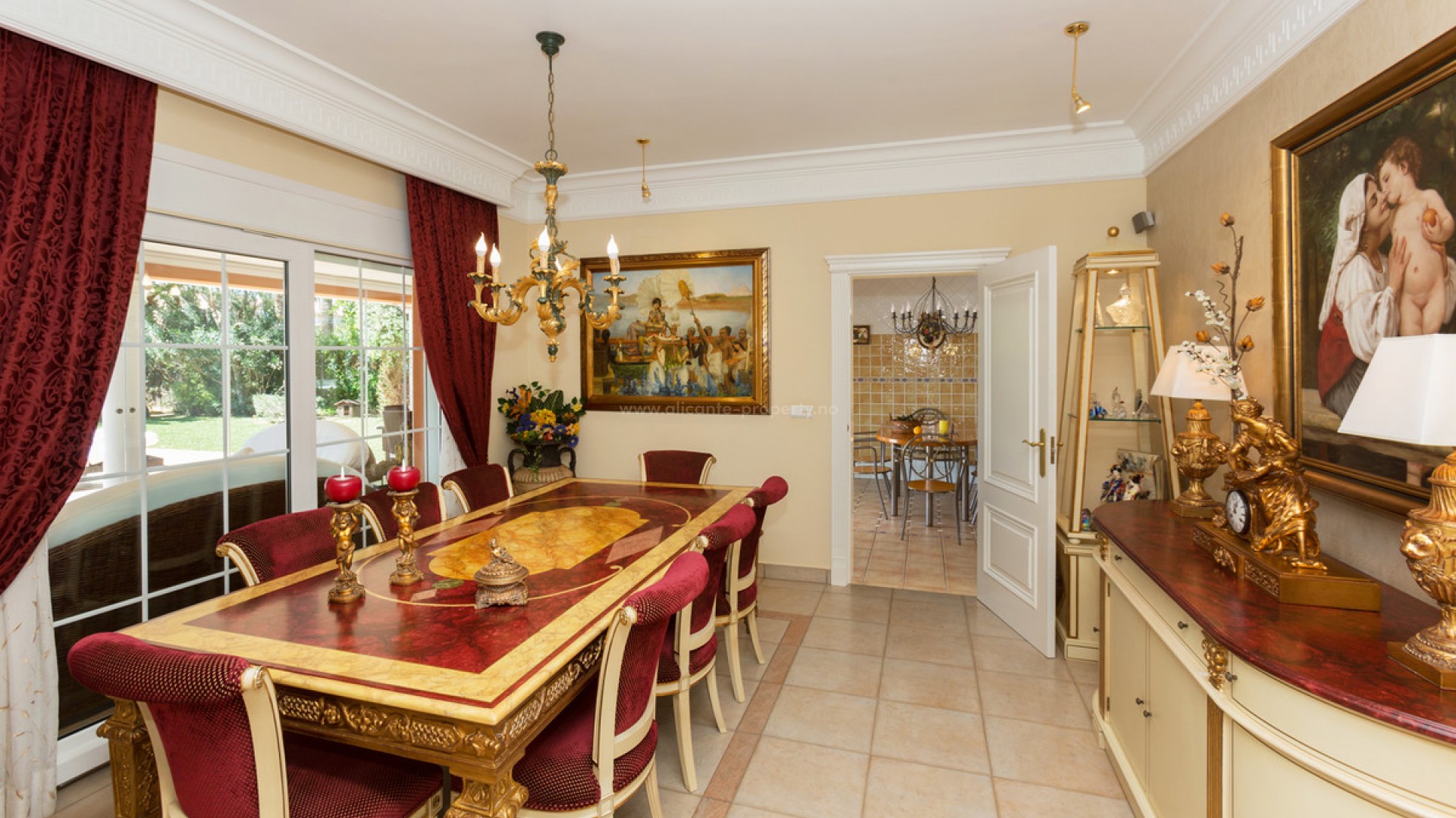 Villa in Denia Centro