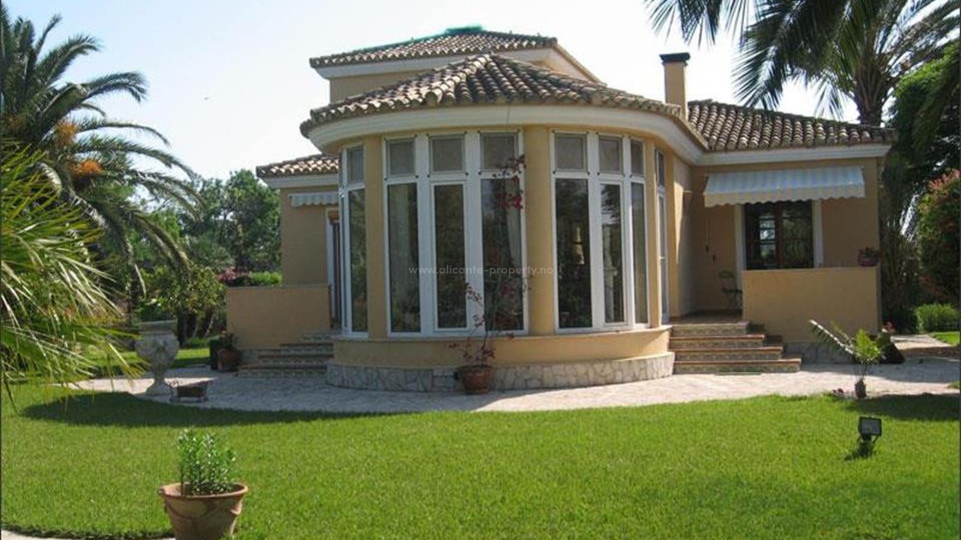 Villa in Denia Centro