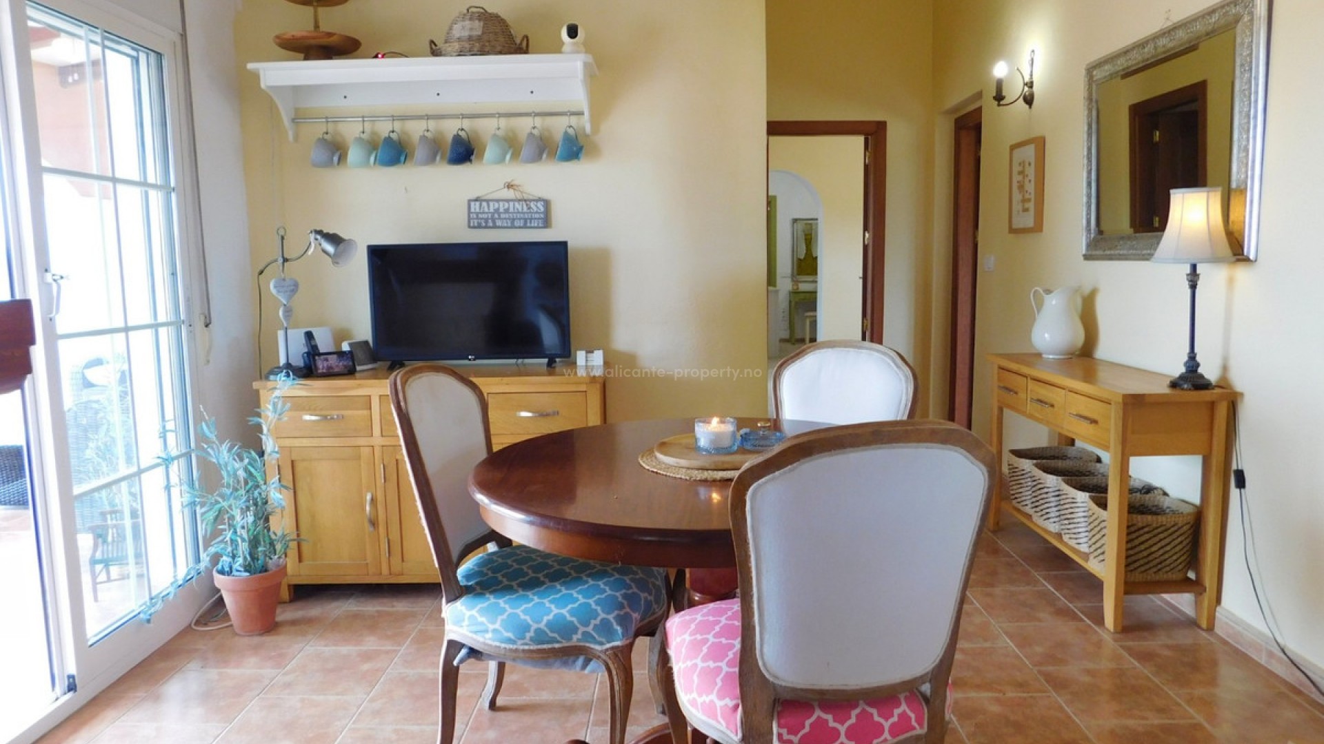 Villa in Dolores Centro