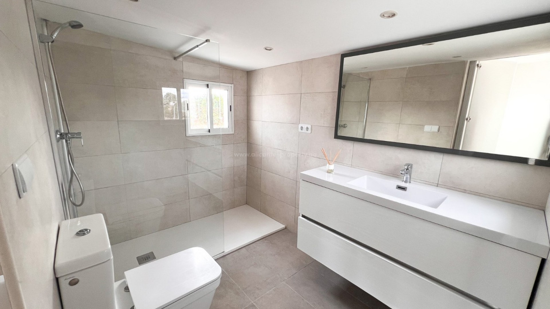 Villa in Dolores Centro