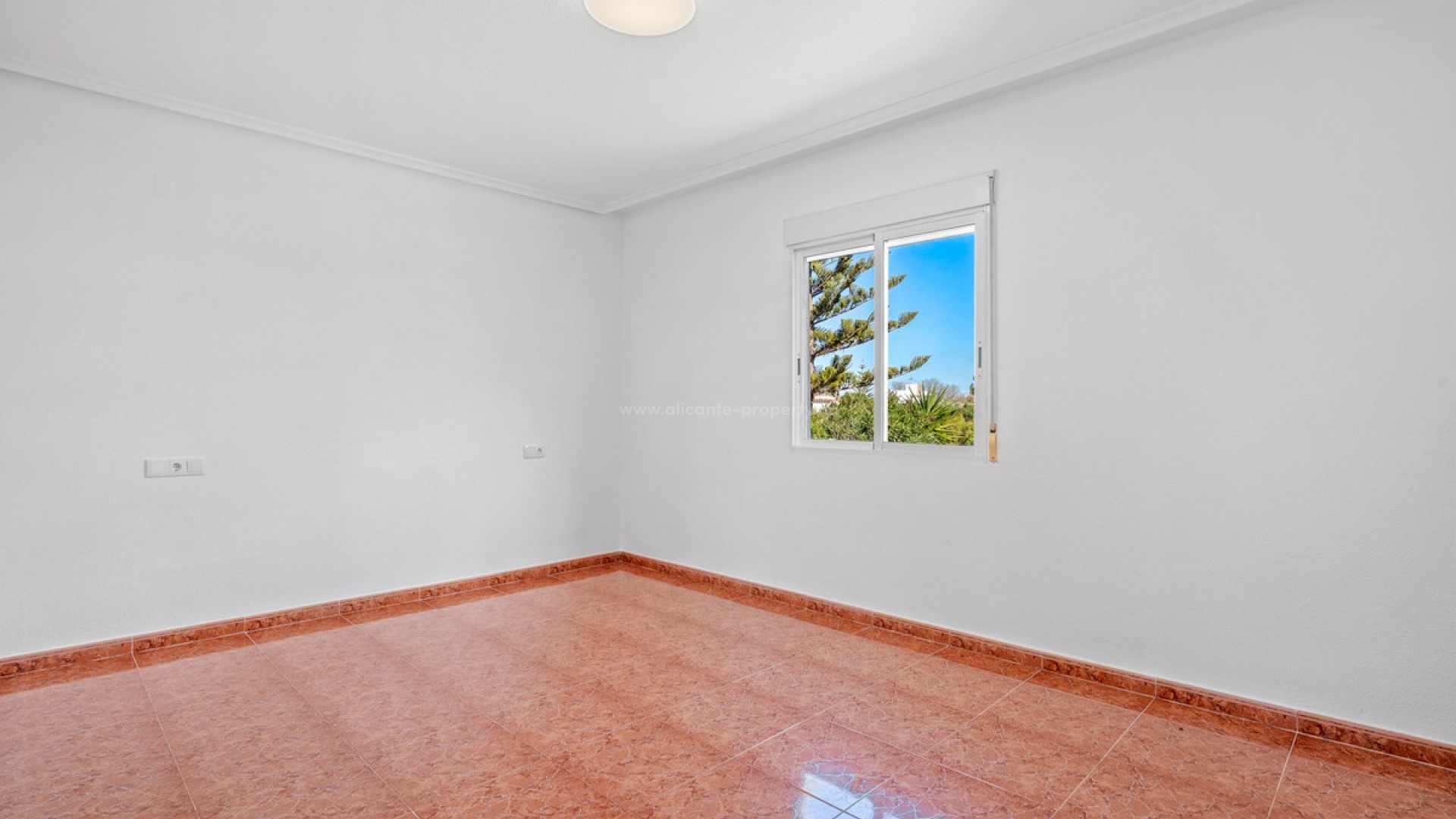 Villa in Dolores Centro