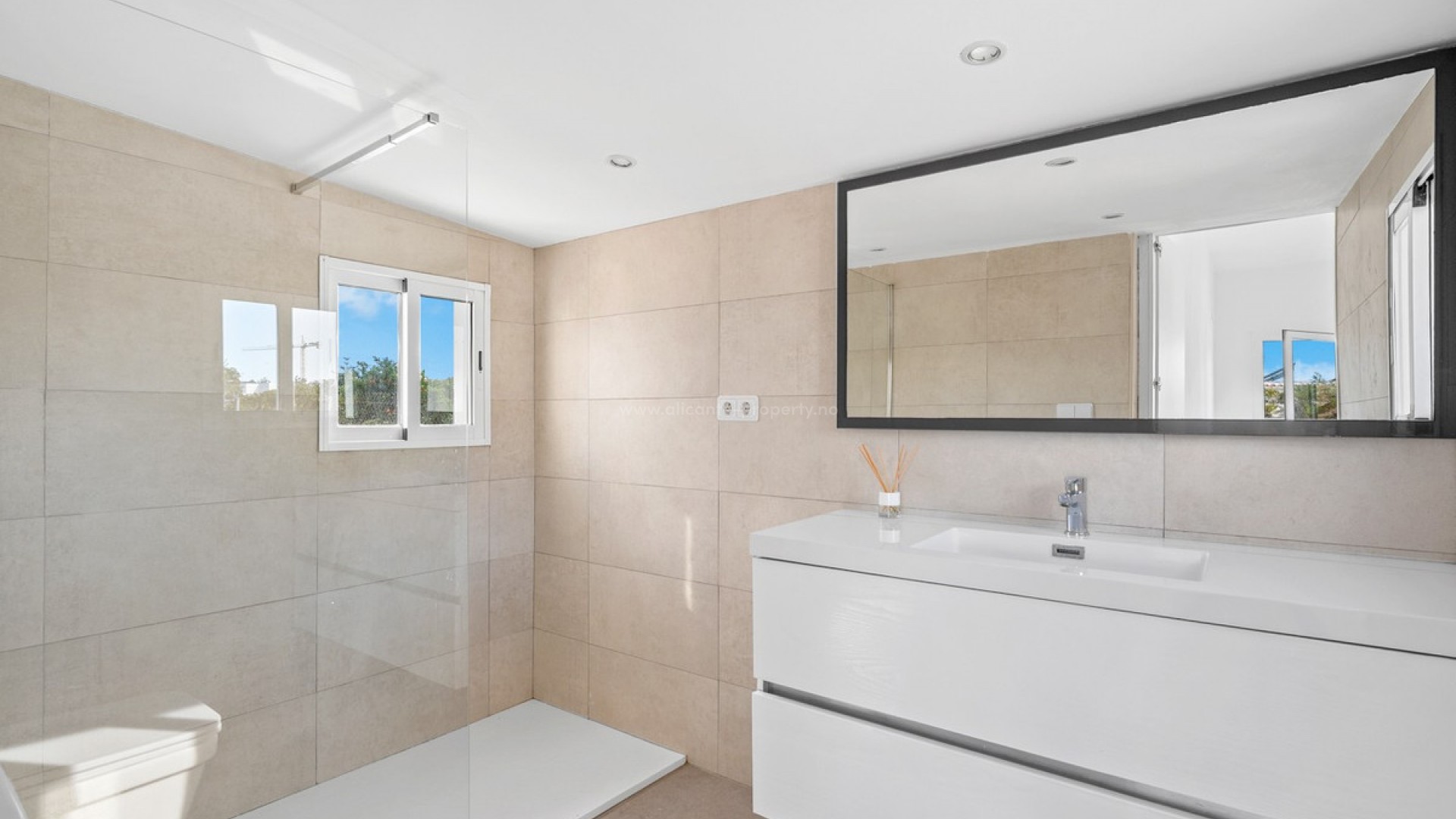 Villa in Dolores Centro