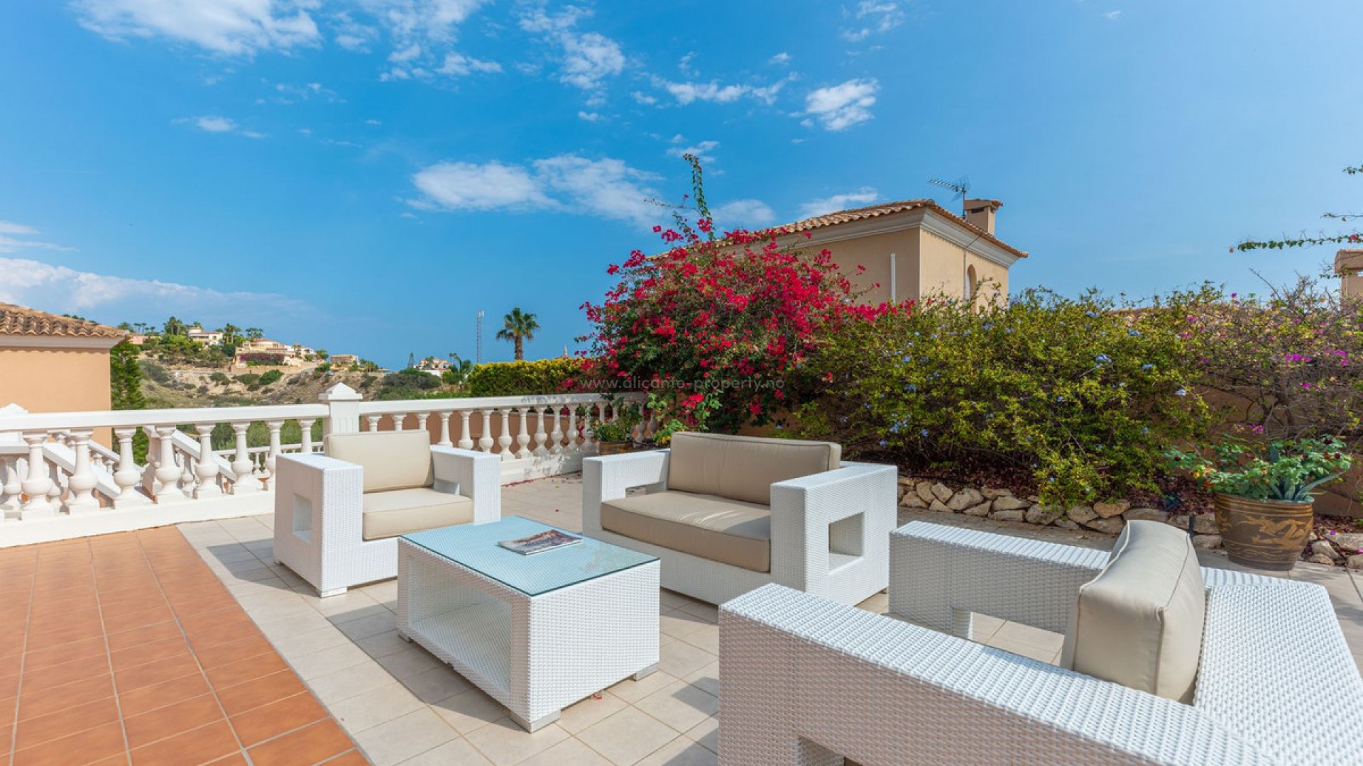 Villa in El Campello