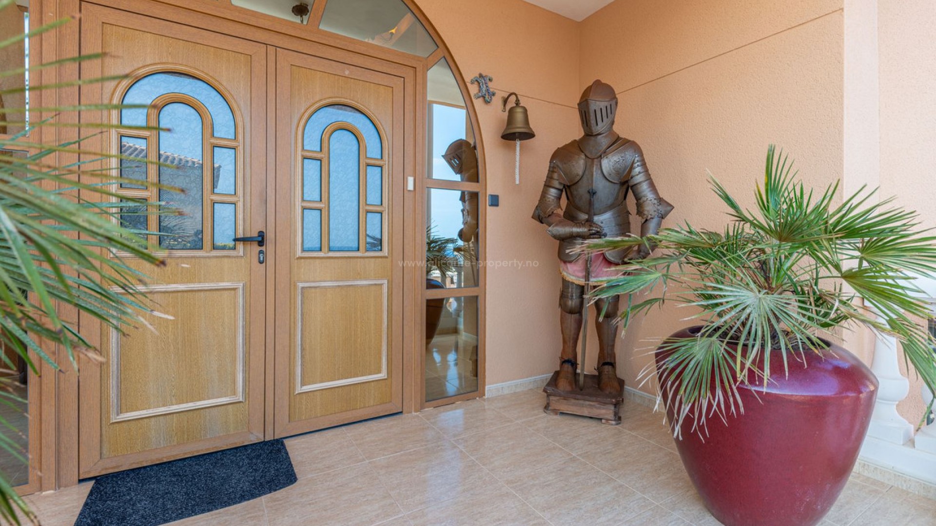 Villa in El Campello