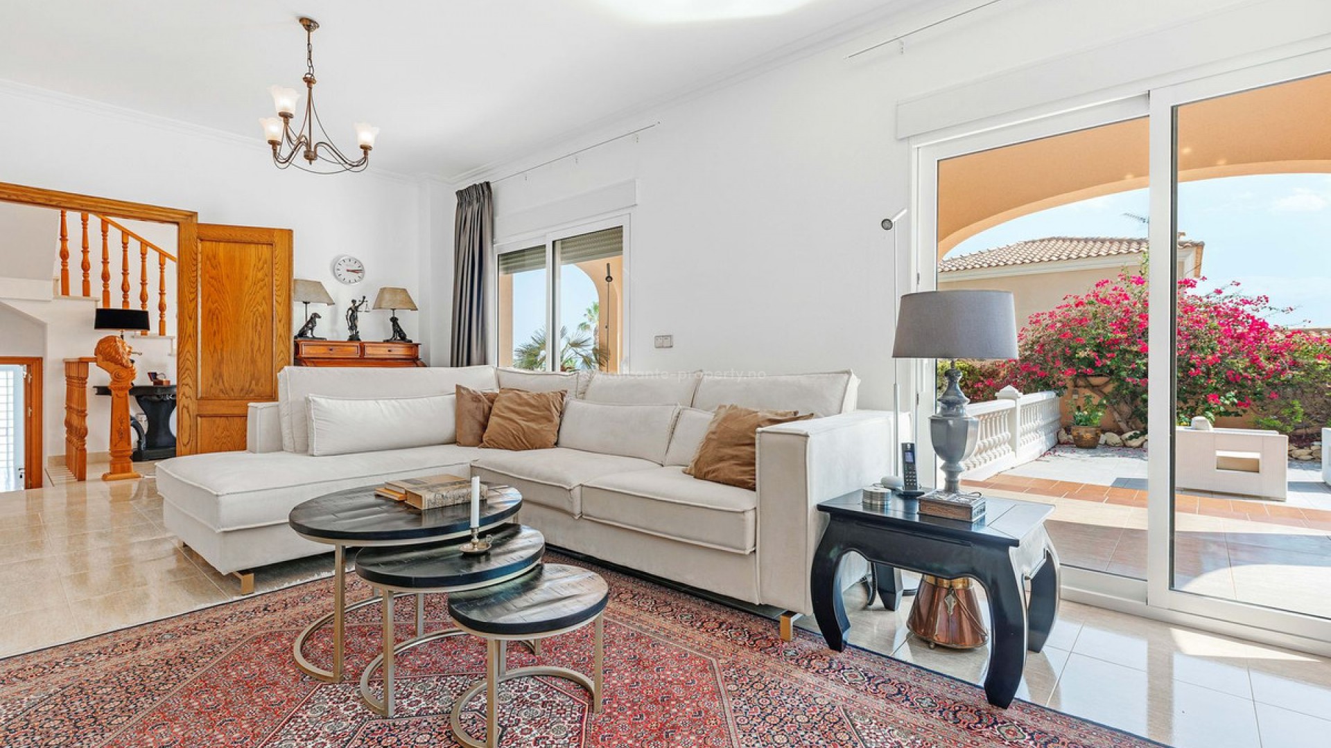 Villa in El Campello