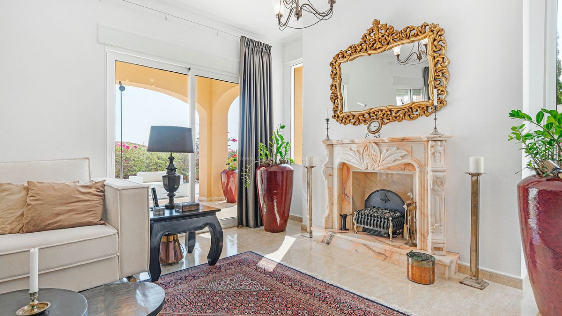 Villa in El Campello