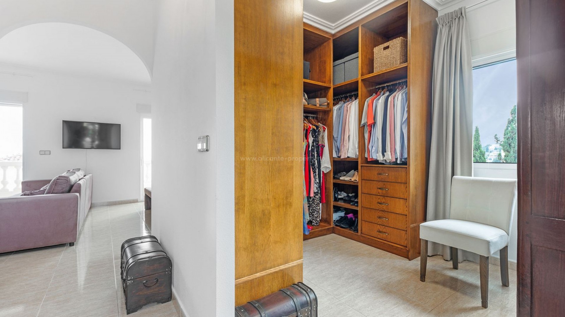 Villa in El Campello