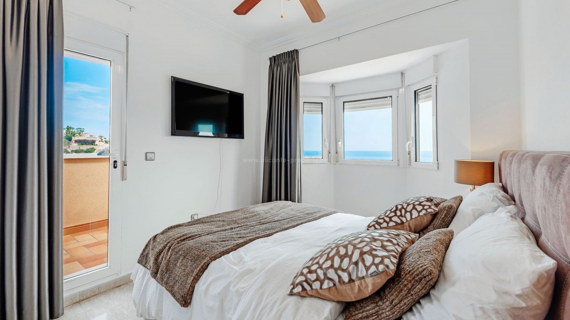 Villa in El Campello