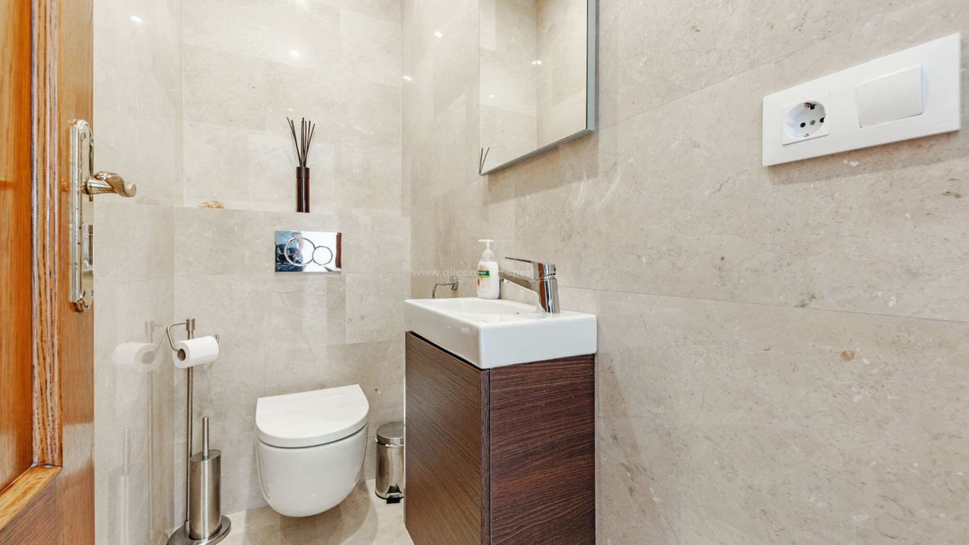 Villa in El Campello