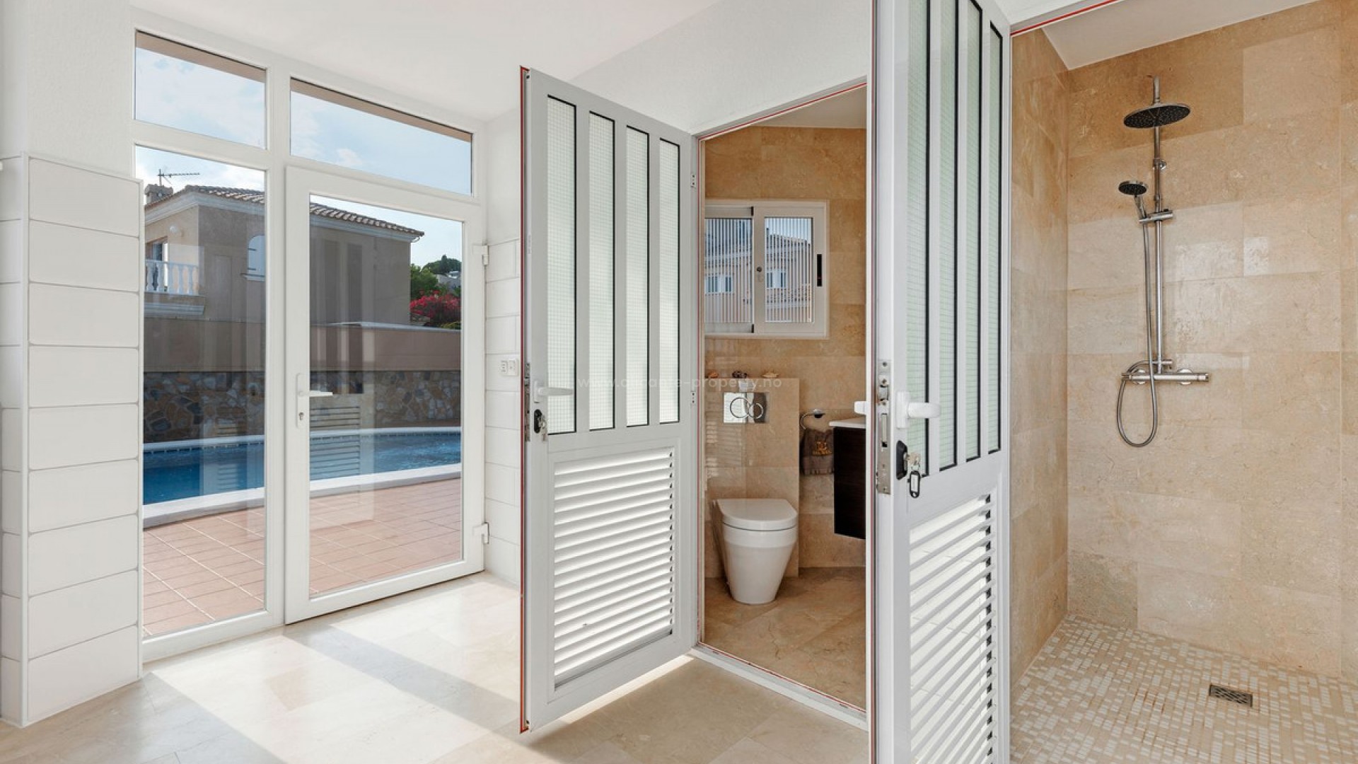 Villa in El Campello