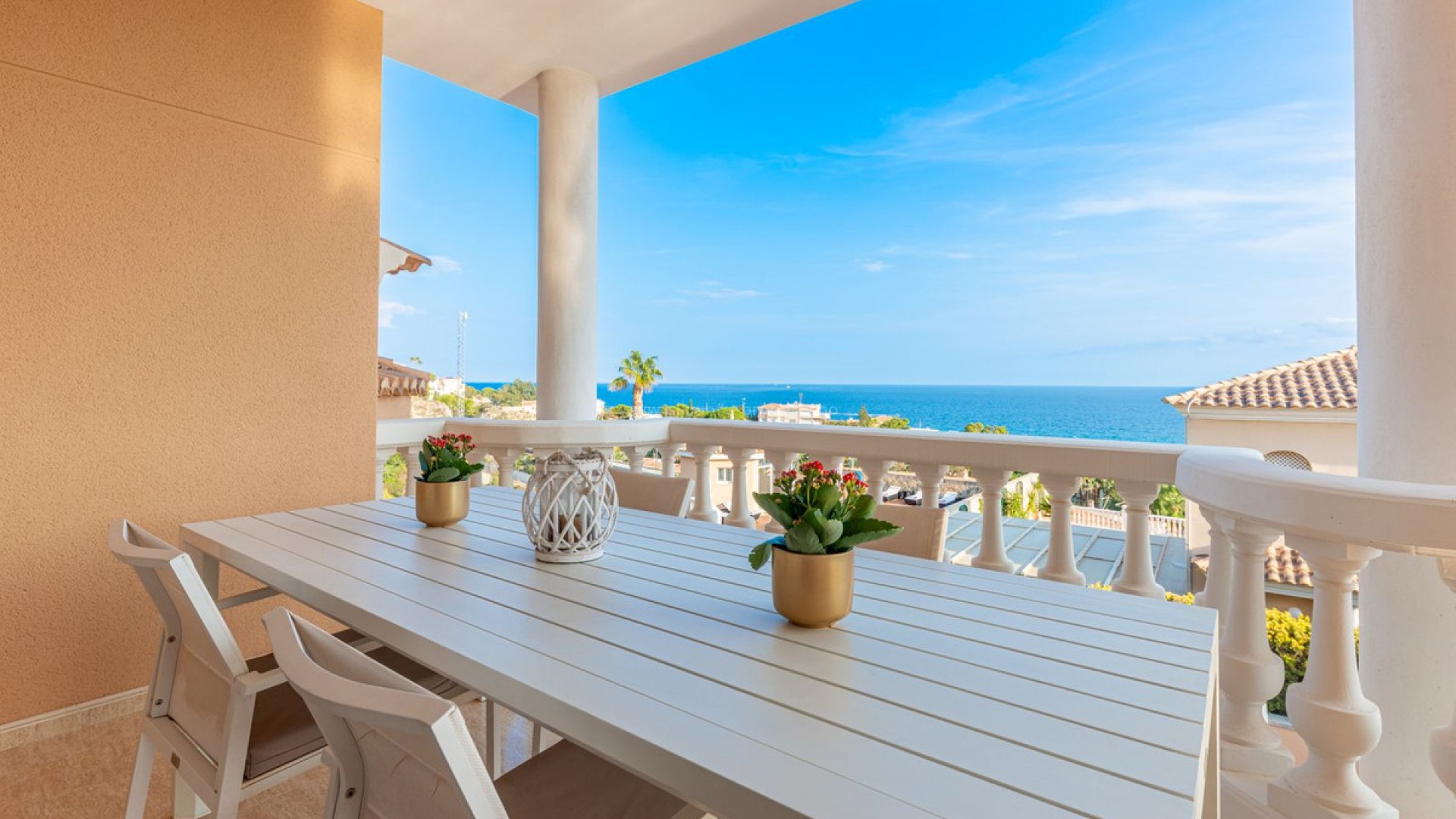 Villa in El Campello