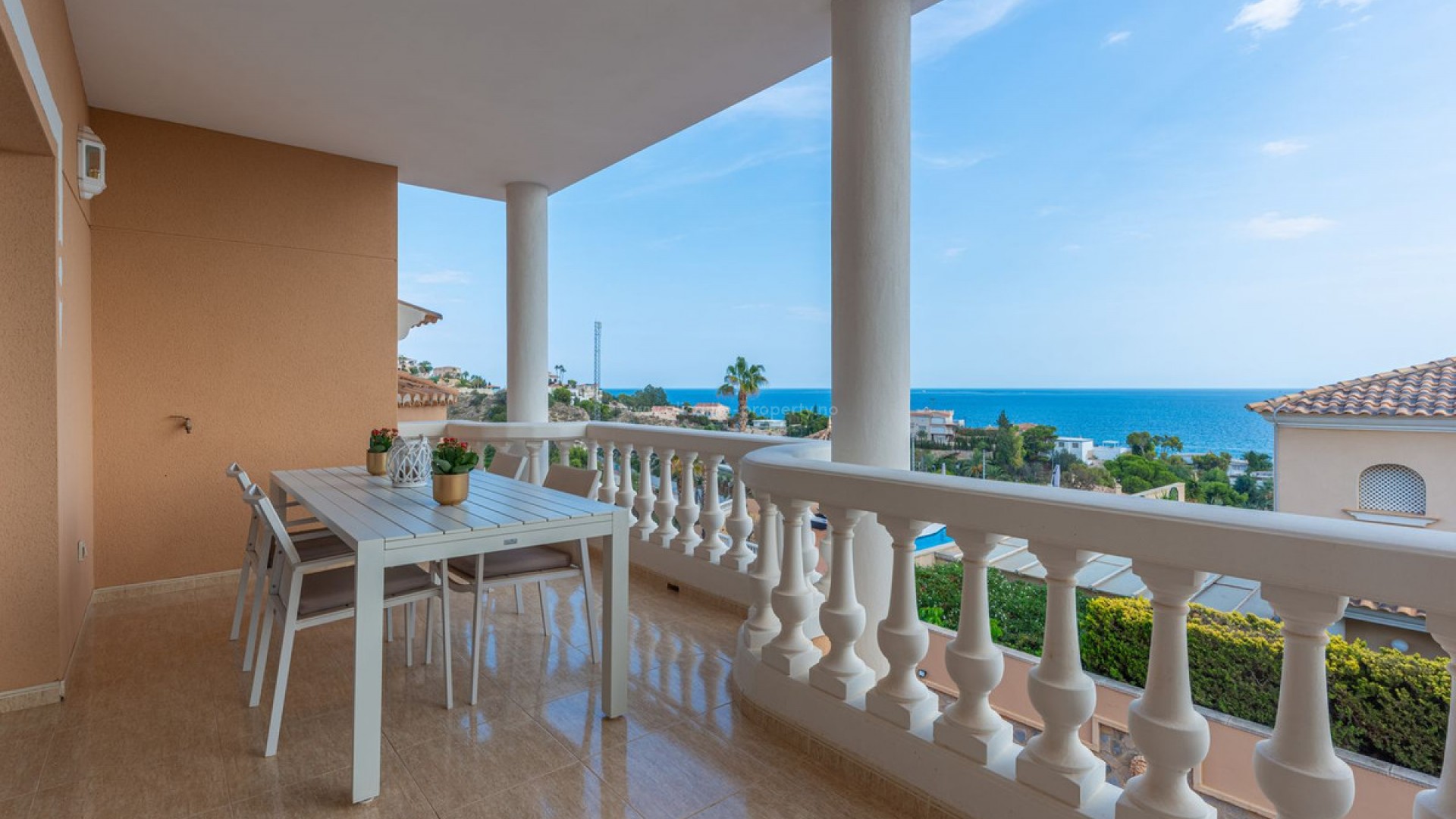 Villa in El Campello