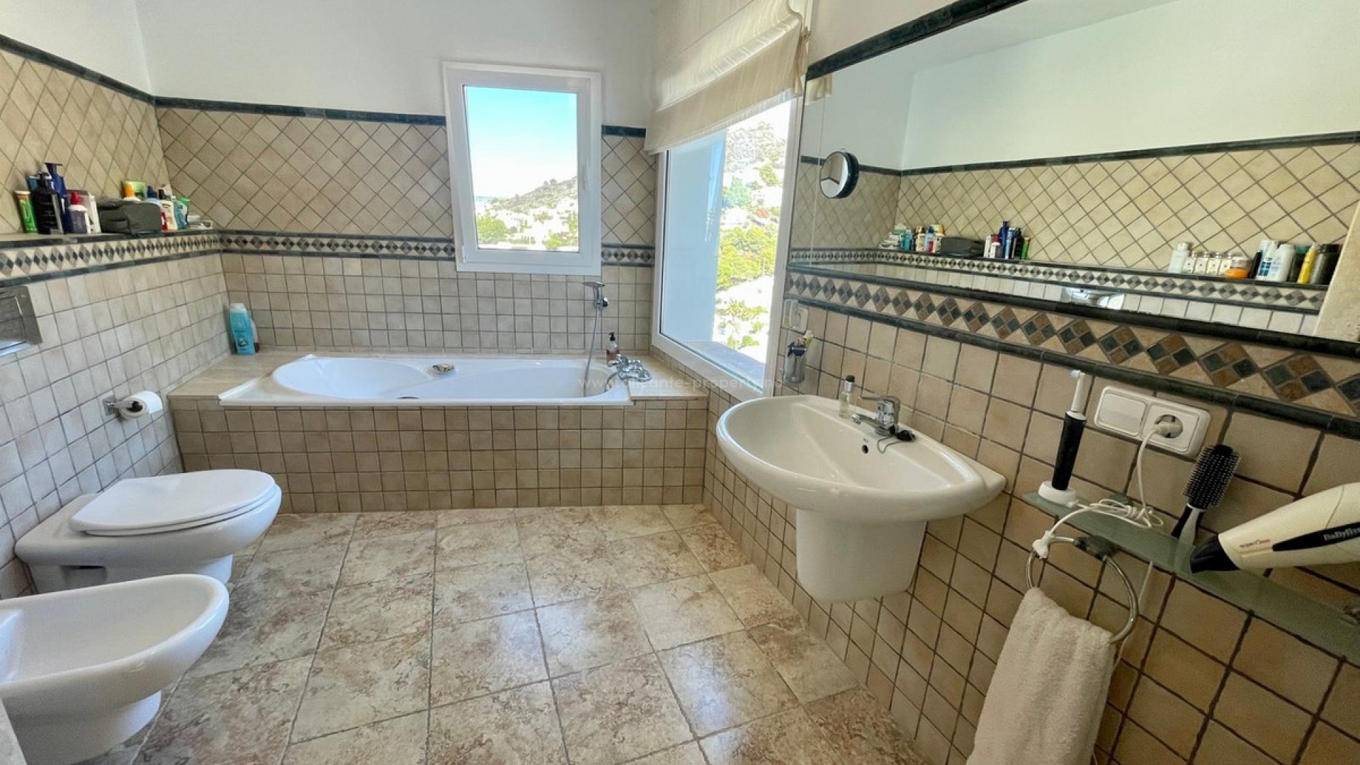 Villa in El Portet