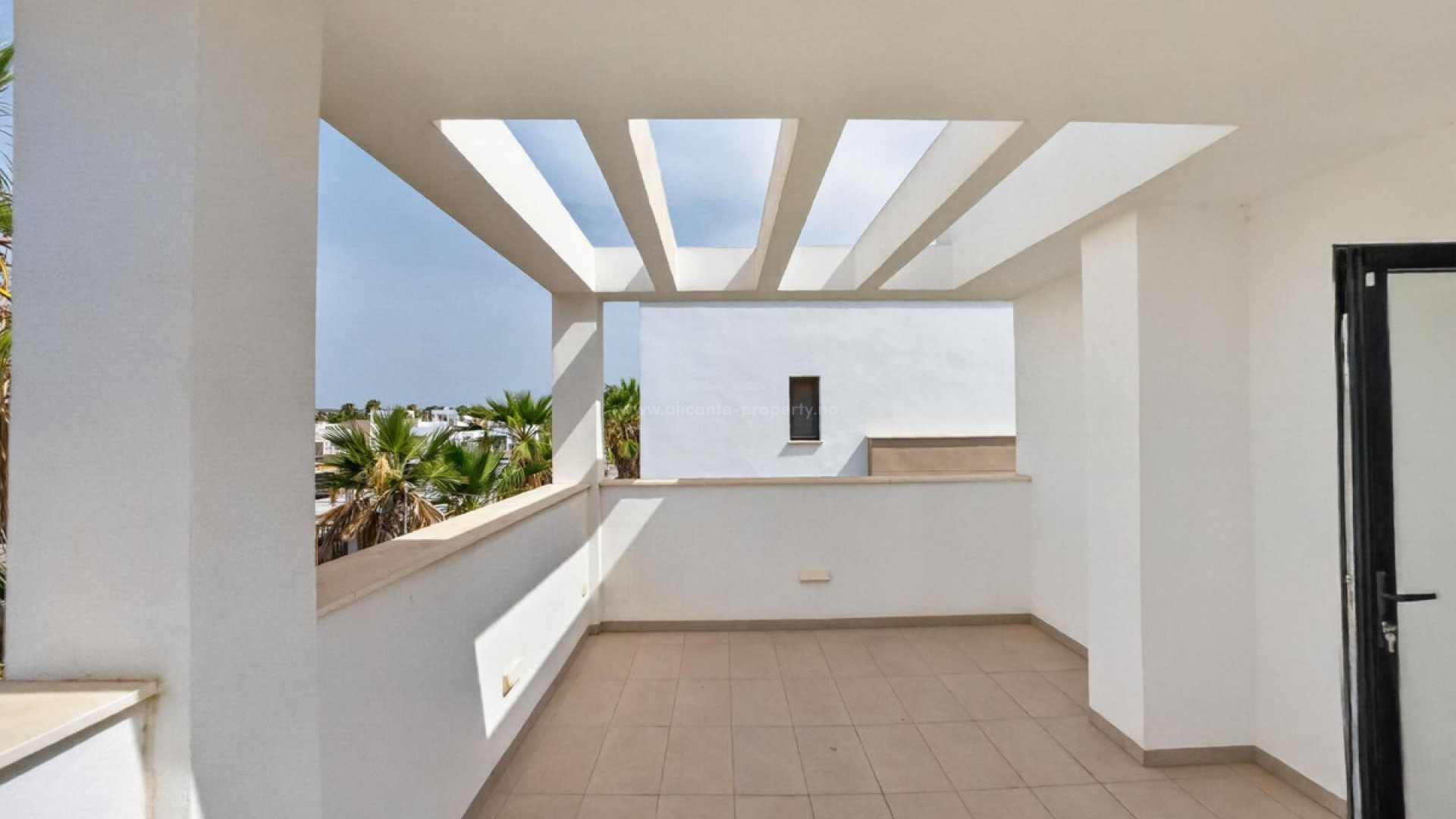 Villa in El Raso