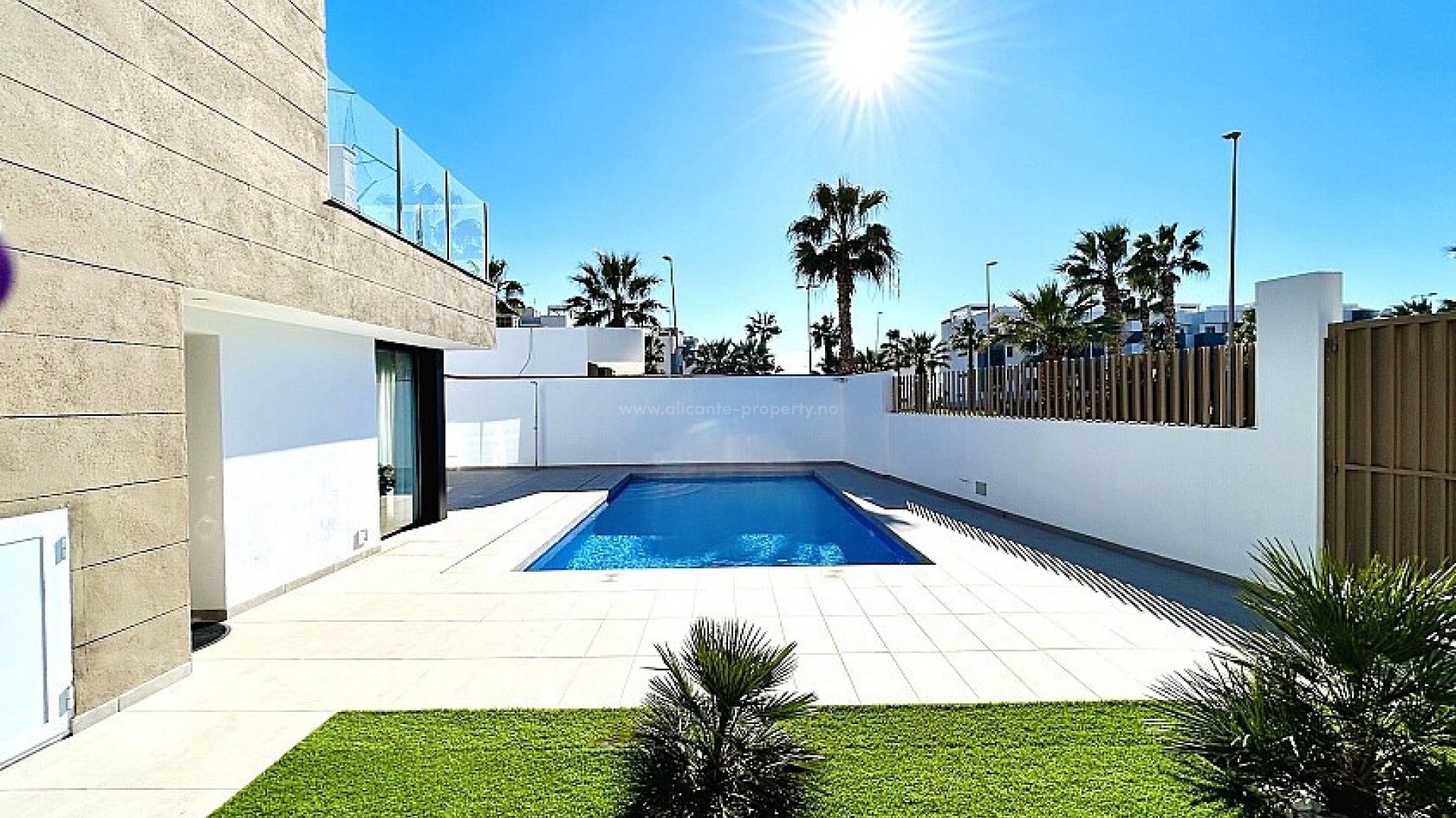 Villa in El Raso