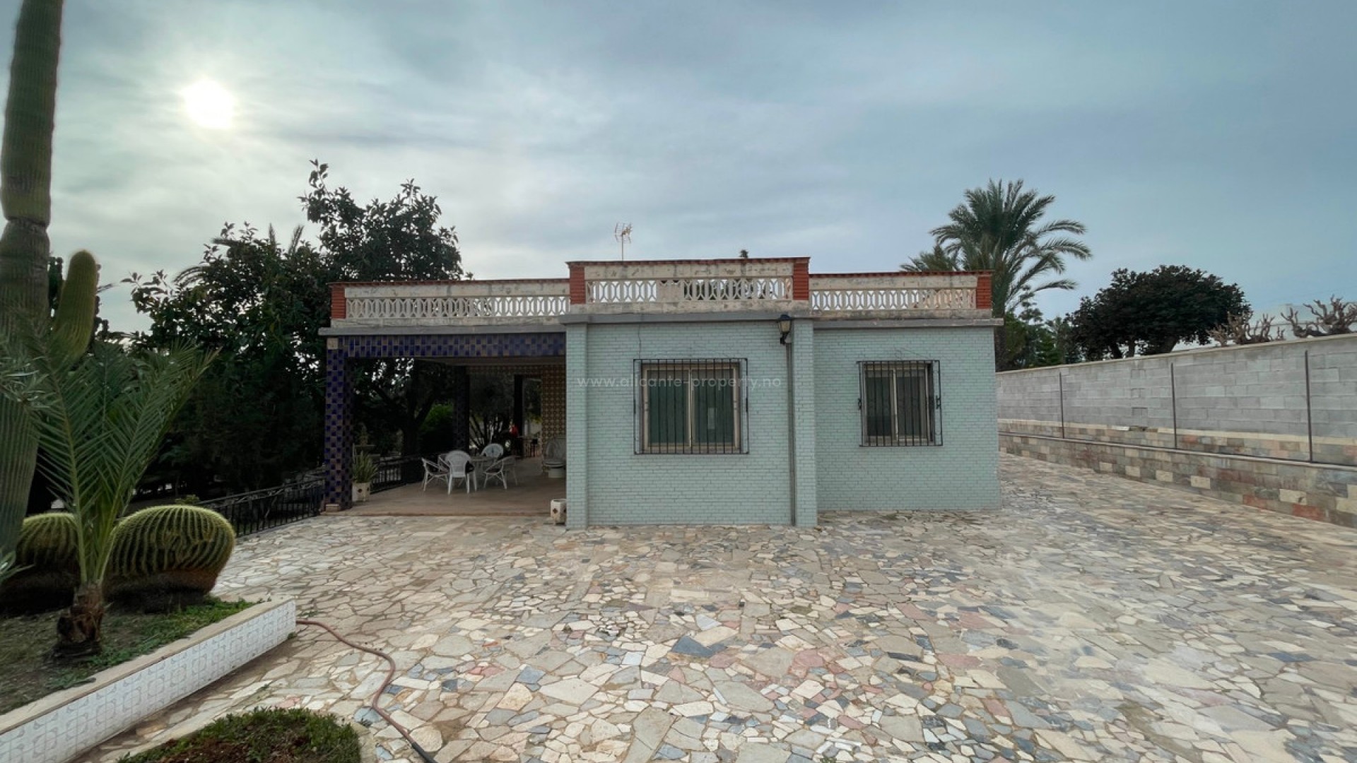 Villa in Elche Centro