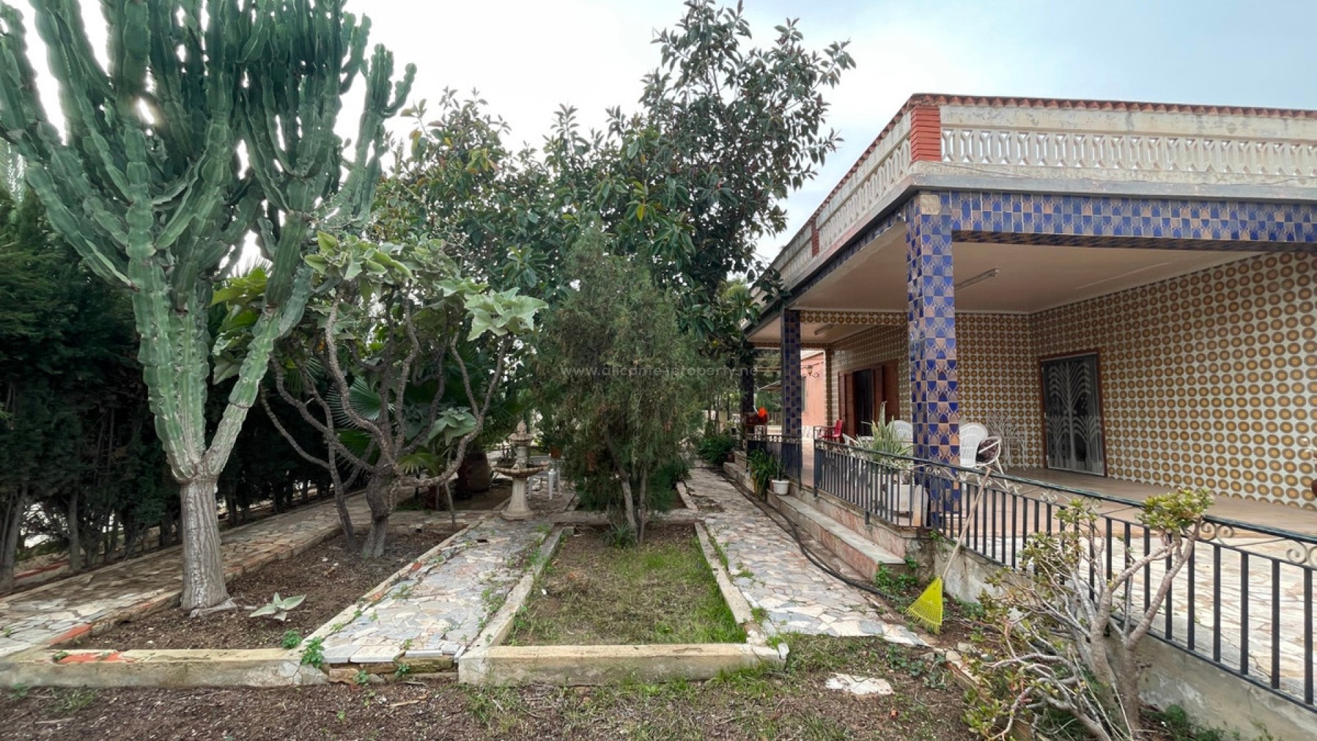 Villa in Elche Centro