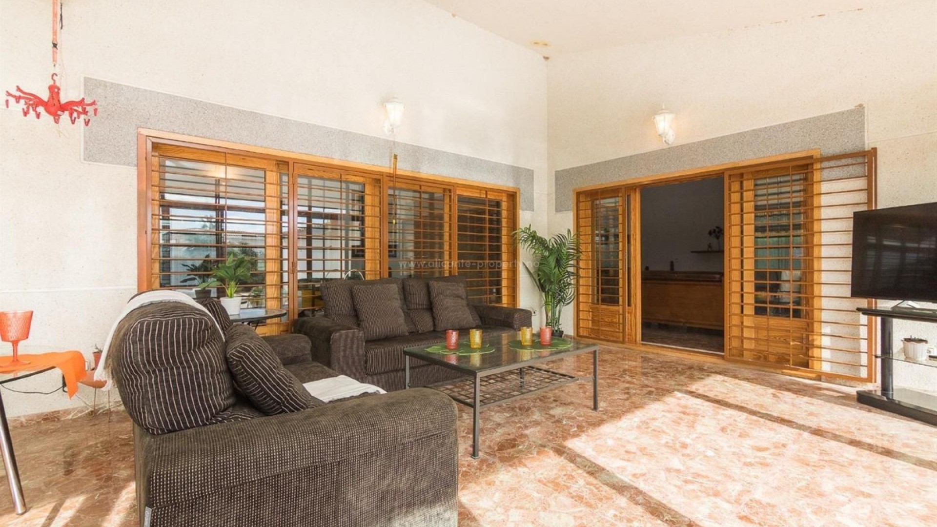 Villa in Elche Centro