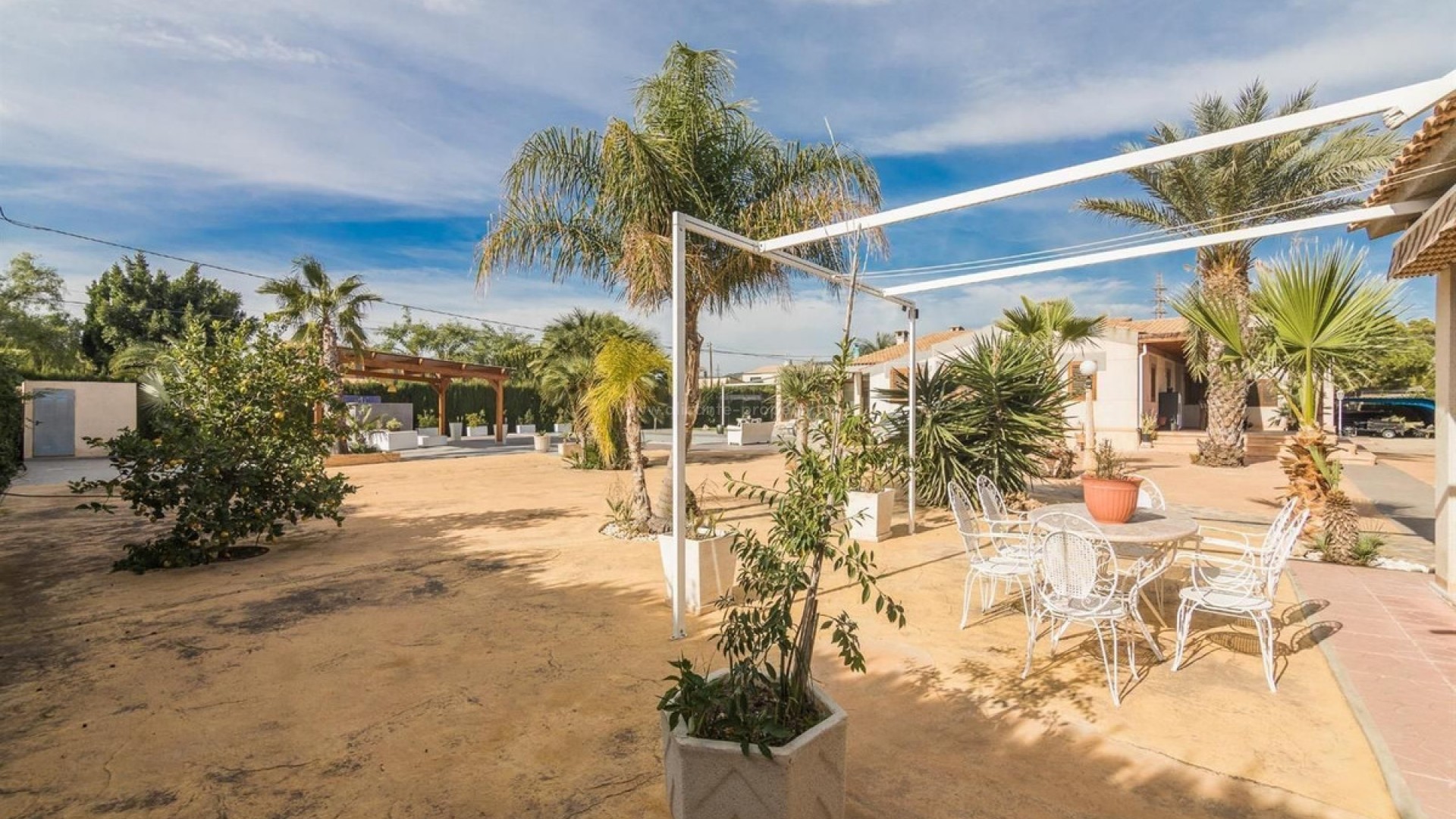 Villa in Elche Centro