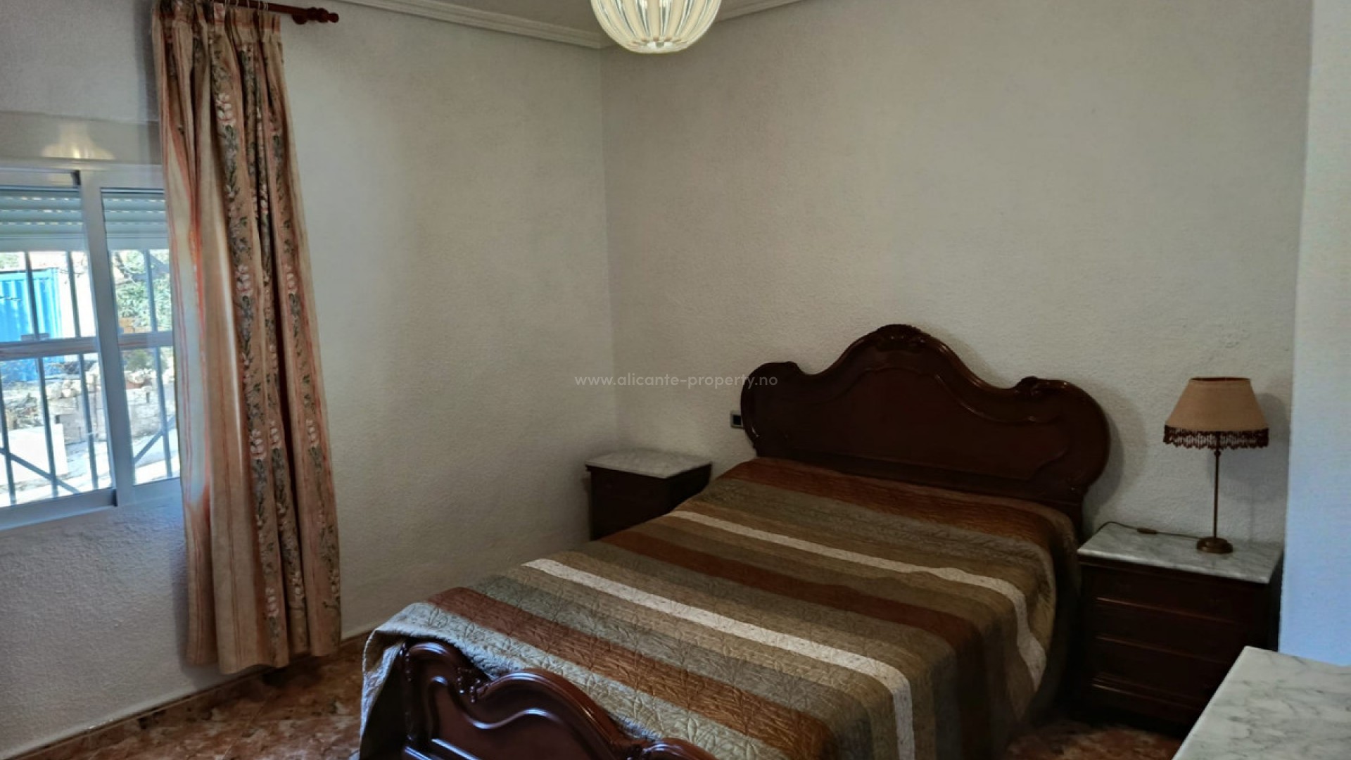 Villa in Elche Centro