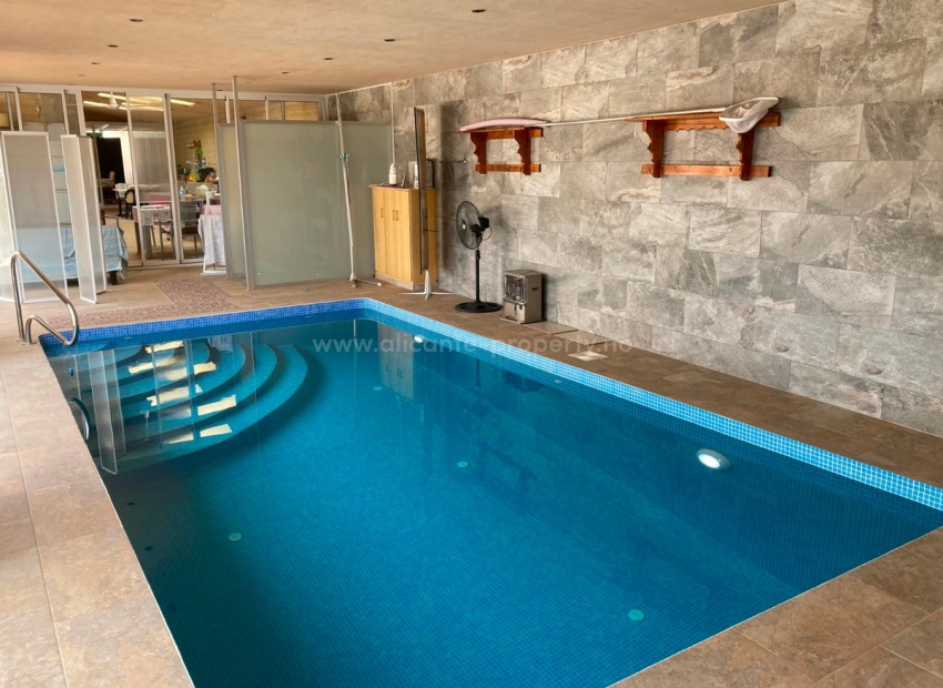 Villa in Elche Centro