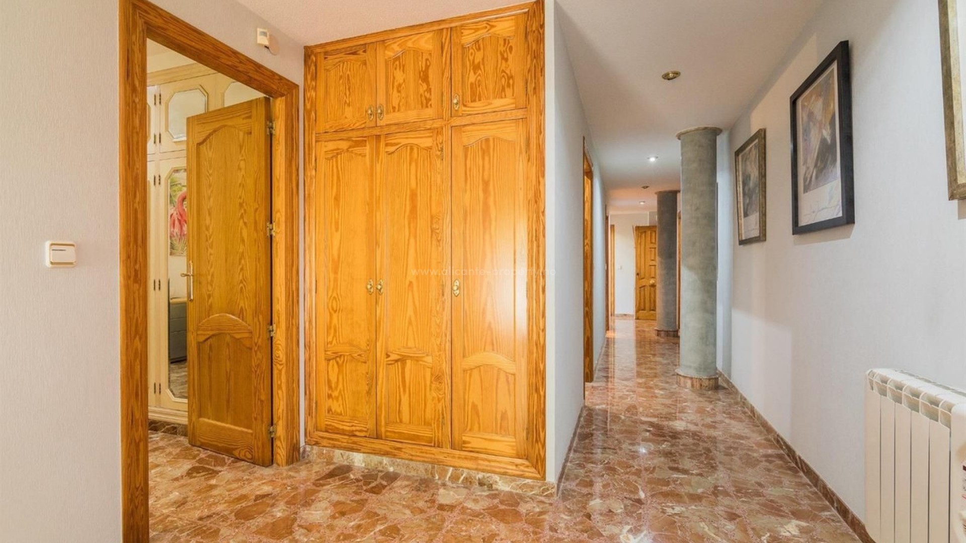 Villa in Elche Centro