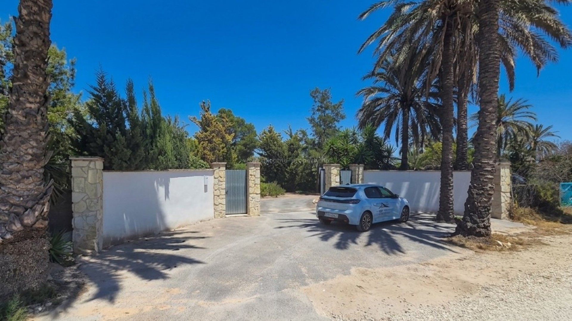 Villa in Elche Centro