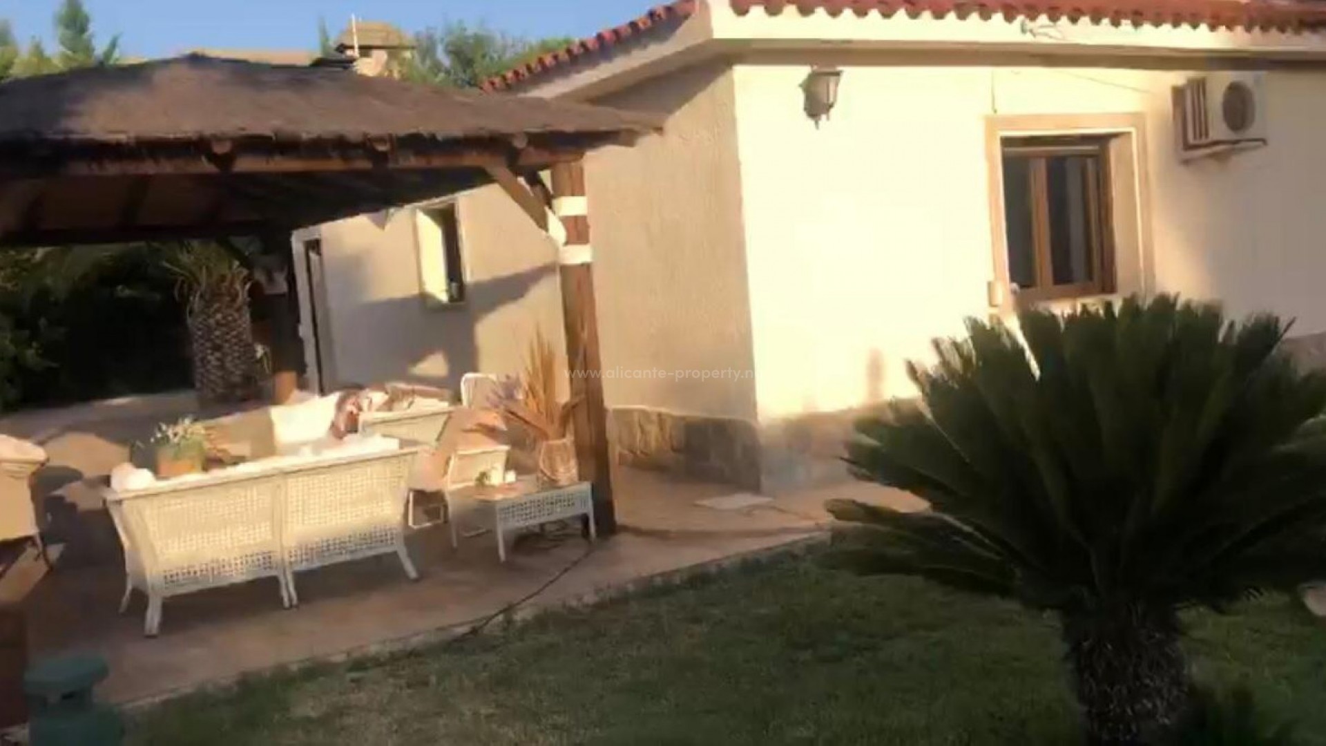 Villa in Elda Centro