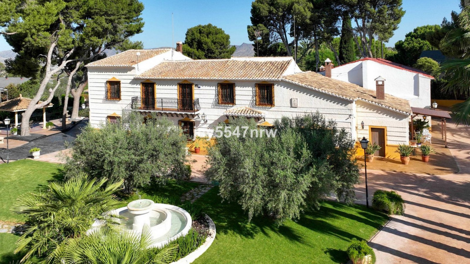 Villa in Elda Centro