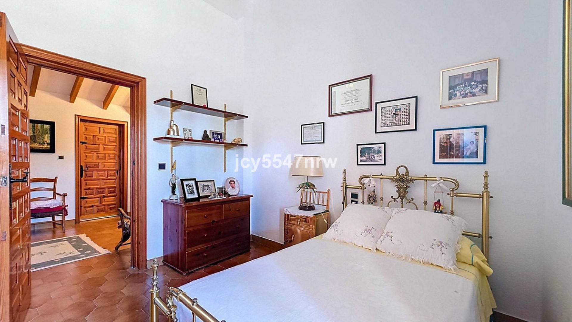 Villa in Elda Centro