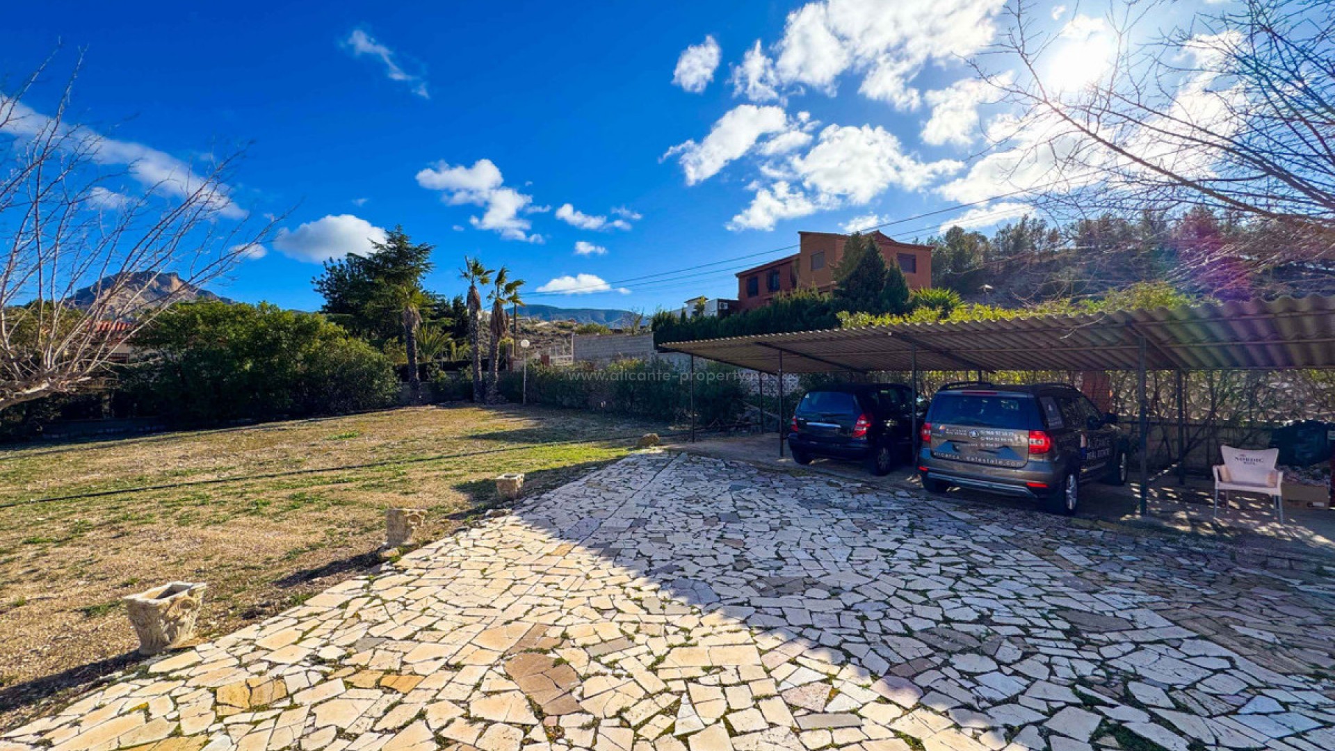 Villa in Elda Centro