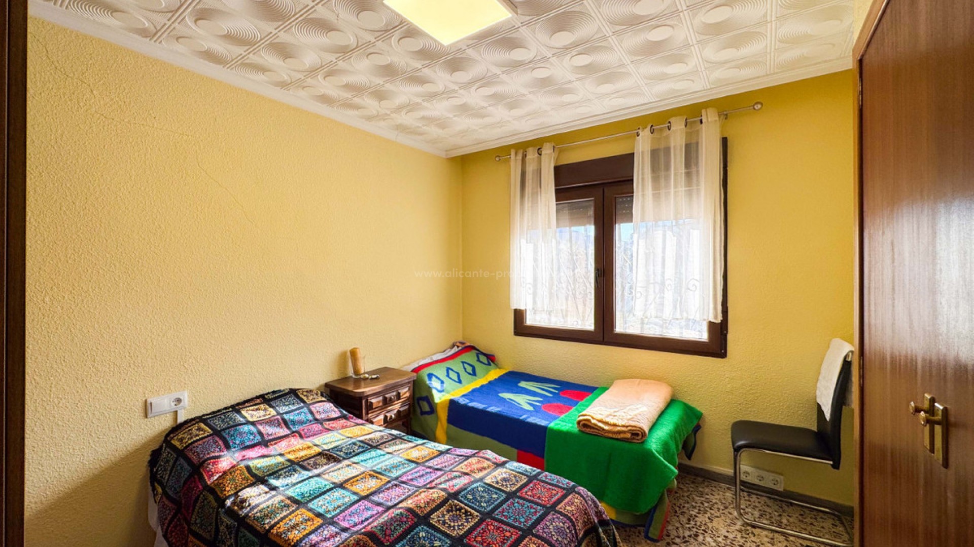 Villa in Elda Centro