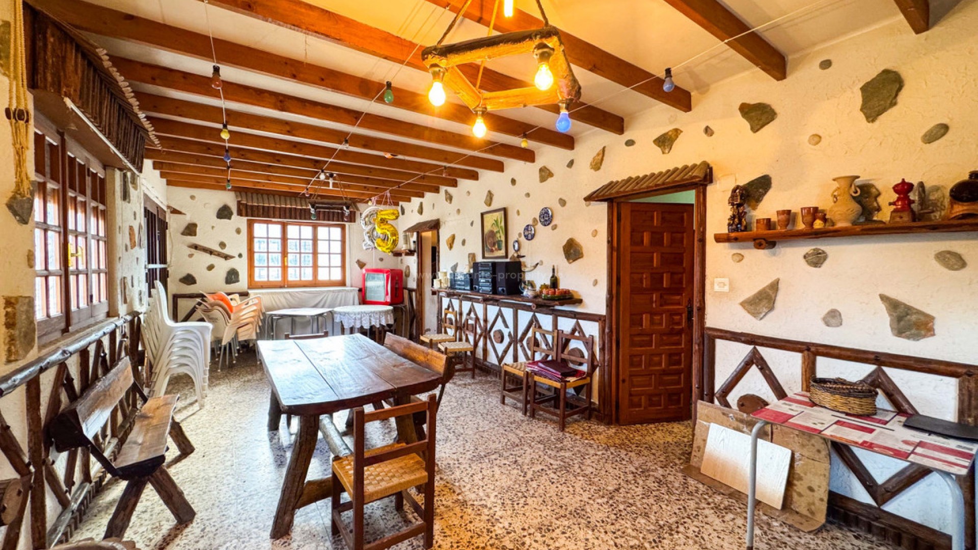 Villa in Elda Centro
