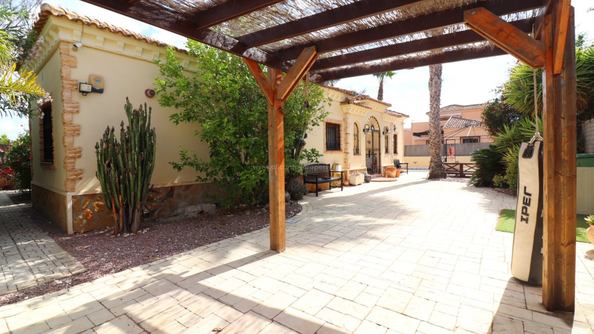 Villa in Formentera del Segura Centro