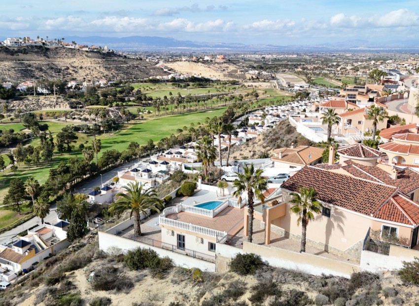 Villa in Golf