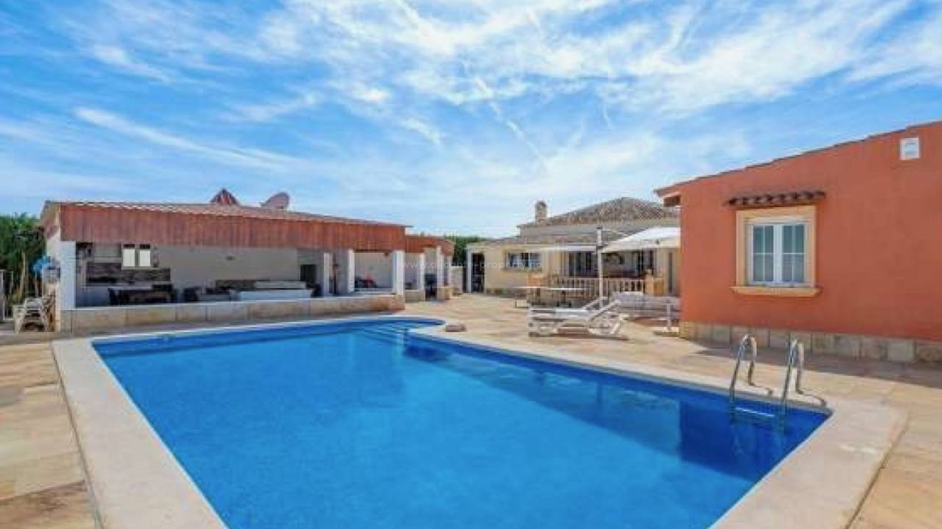 Villa in Heredades