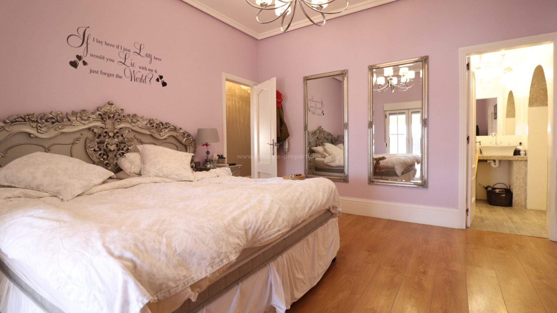 Villa in Heredades