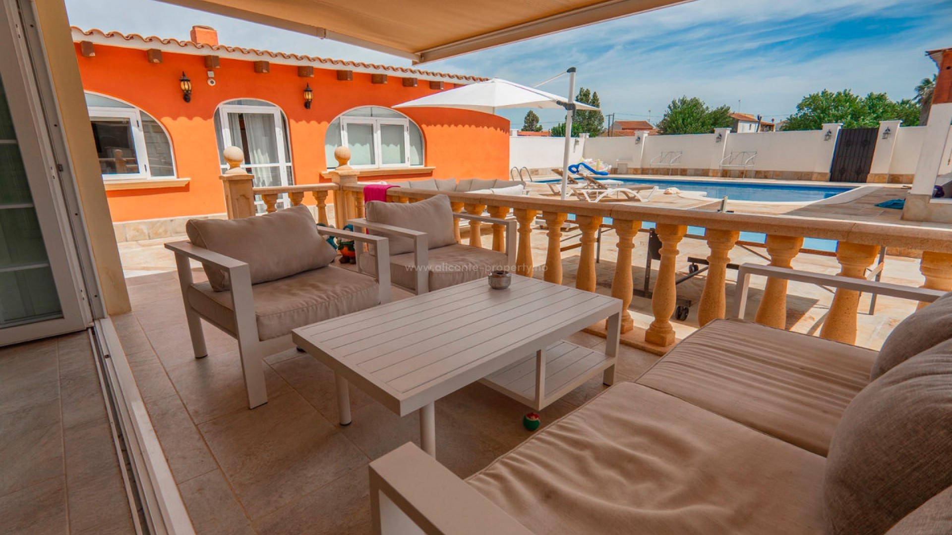 Villa in Heredades