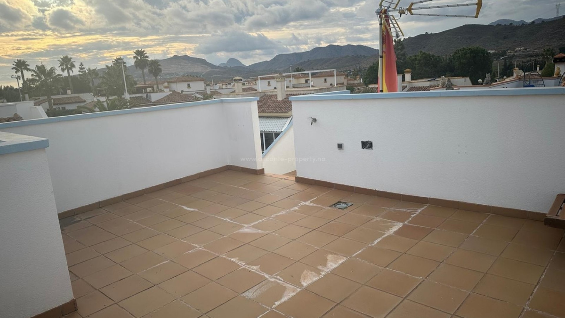 Villa in Hondón de las Nieves Centro