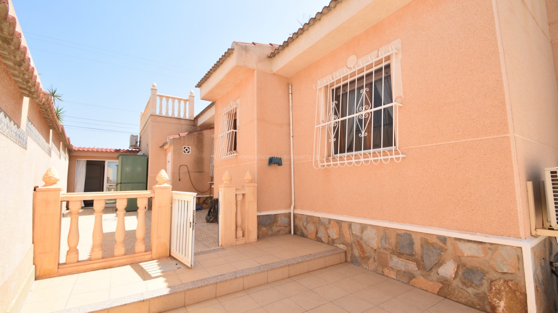 Villa in La Fiesta I