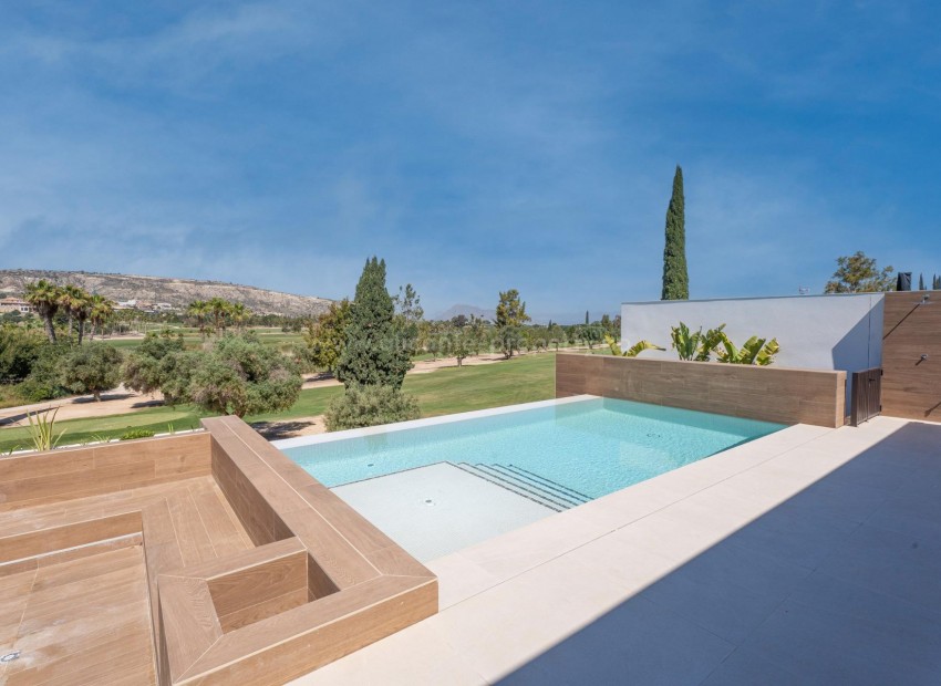 Villa in La finca Golf