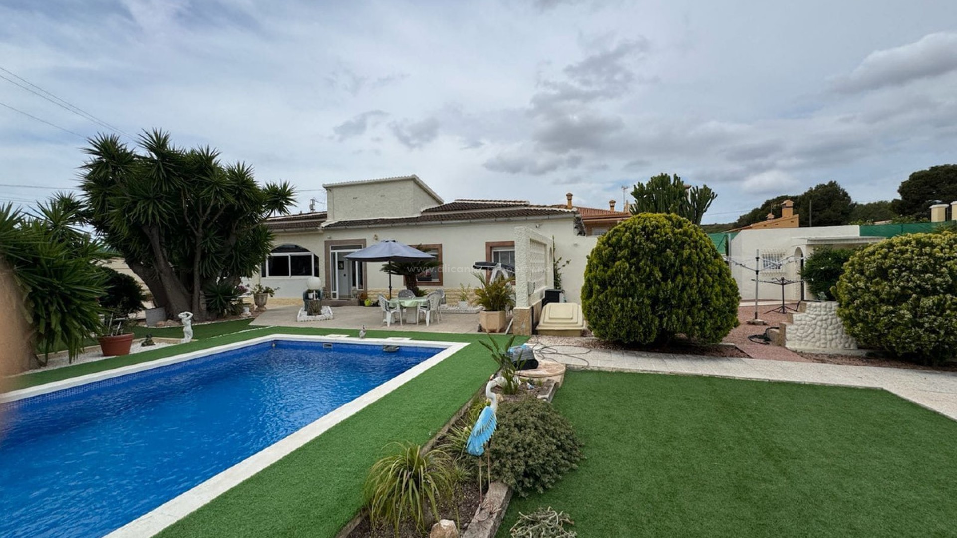 Villa in La Marina