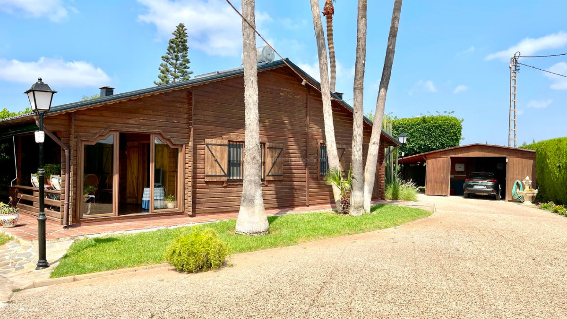 Villa in La Marina