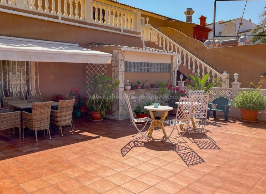 Villa in La Marina