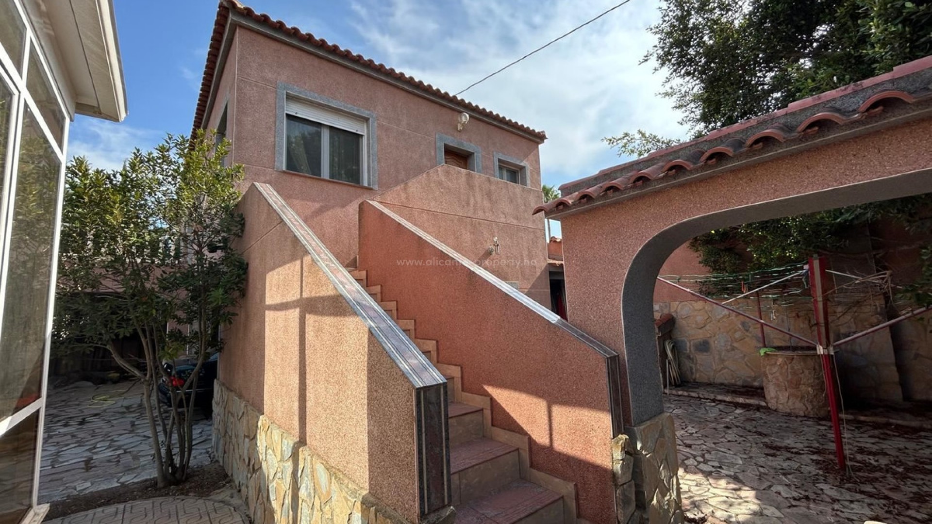 Villa in La Marina
