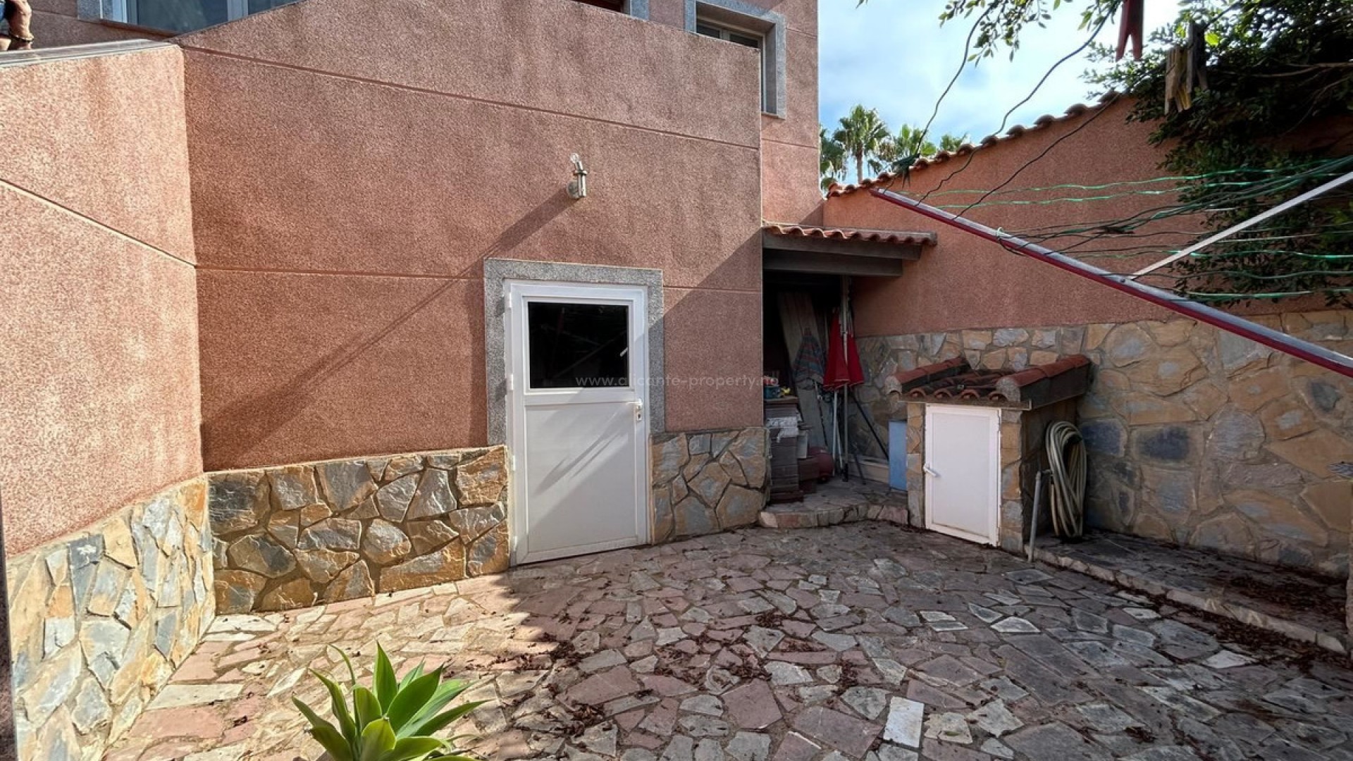 Villa in La Marina