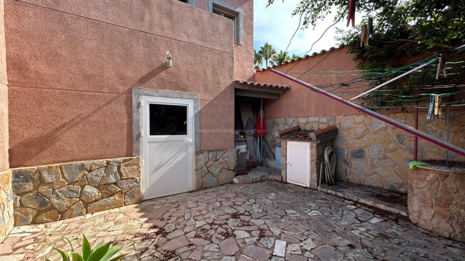 Villa in La Marina