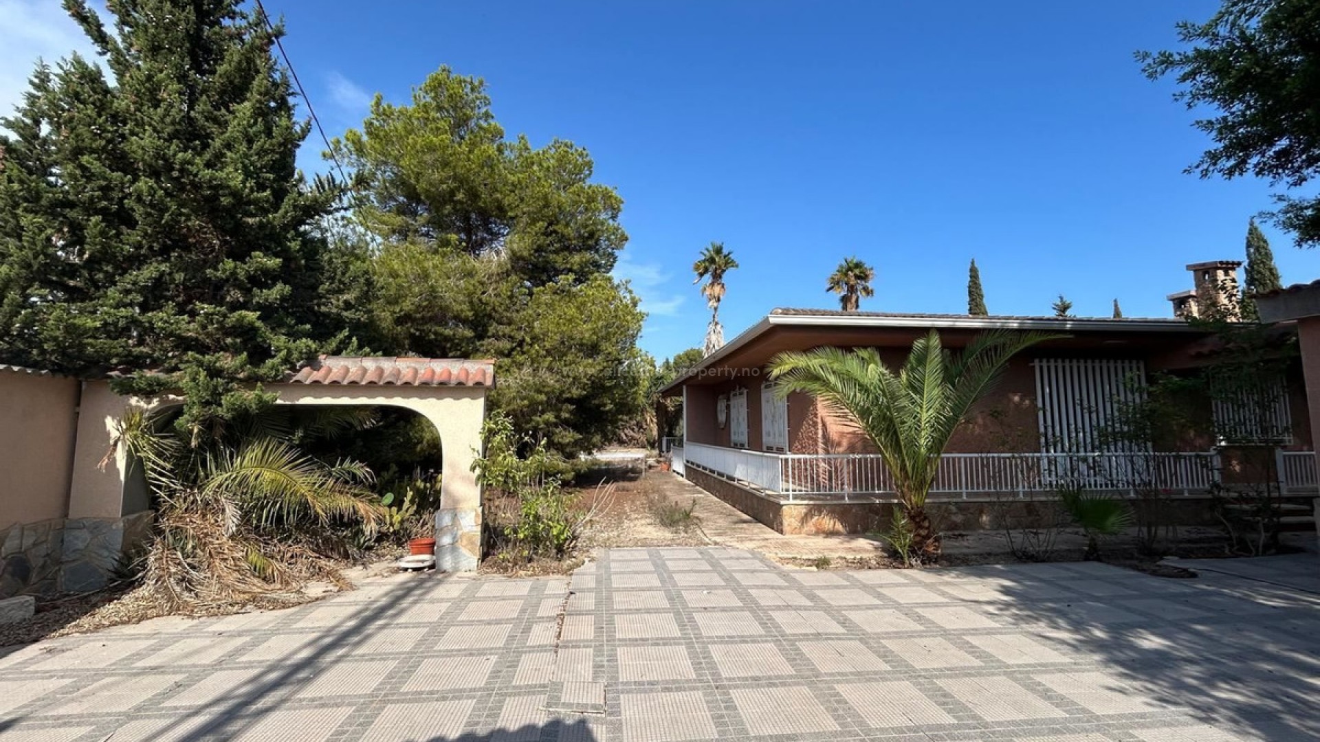 Villa in La Marina