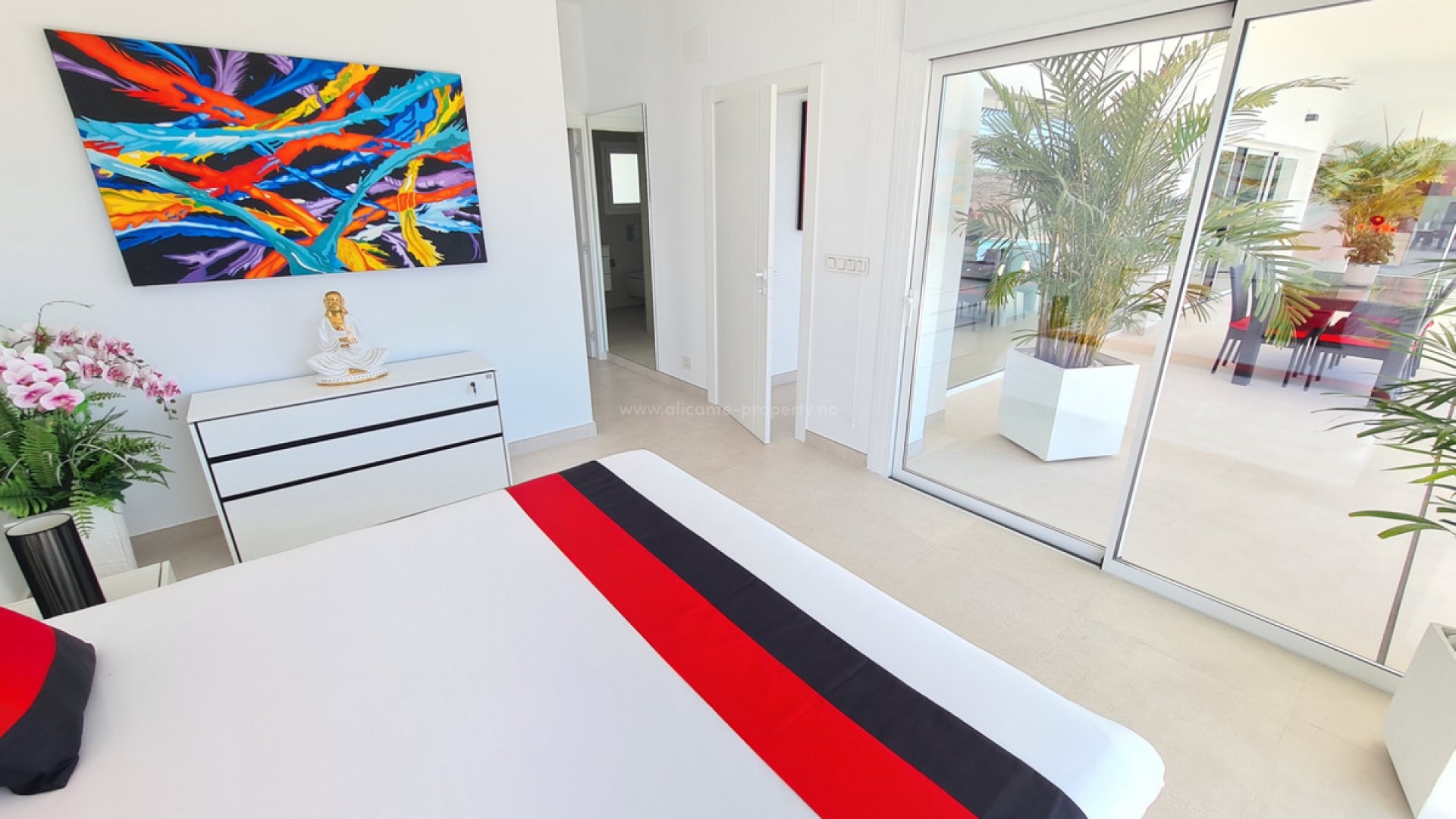 Villa in La Marina